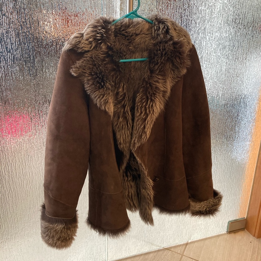 Gorgeous toscana sheepskin shearling coat